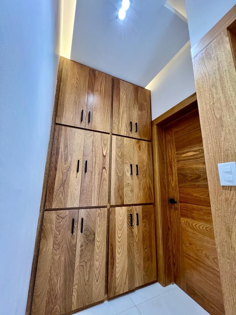 casas - CASA EN VENTA EN SANTIAGO DE LOS CABALLEROS EN RESIDENCIAL CERRADO  9