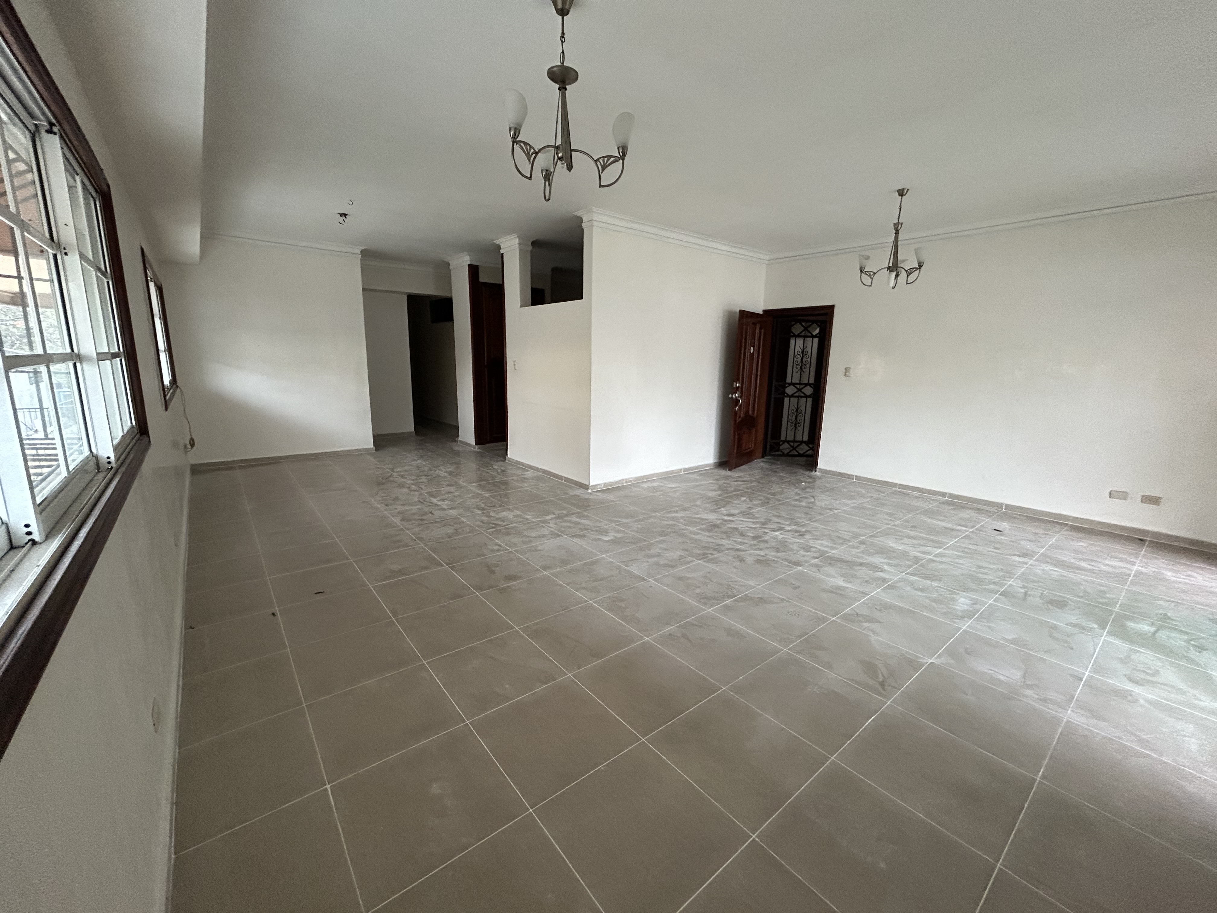 apartamentos - ALQUILER DE APARTAMENTO CON 3 HABITACIONES EN BELLA VISTA 3