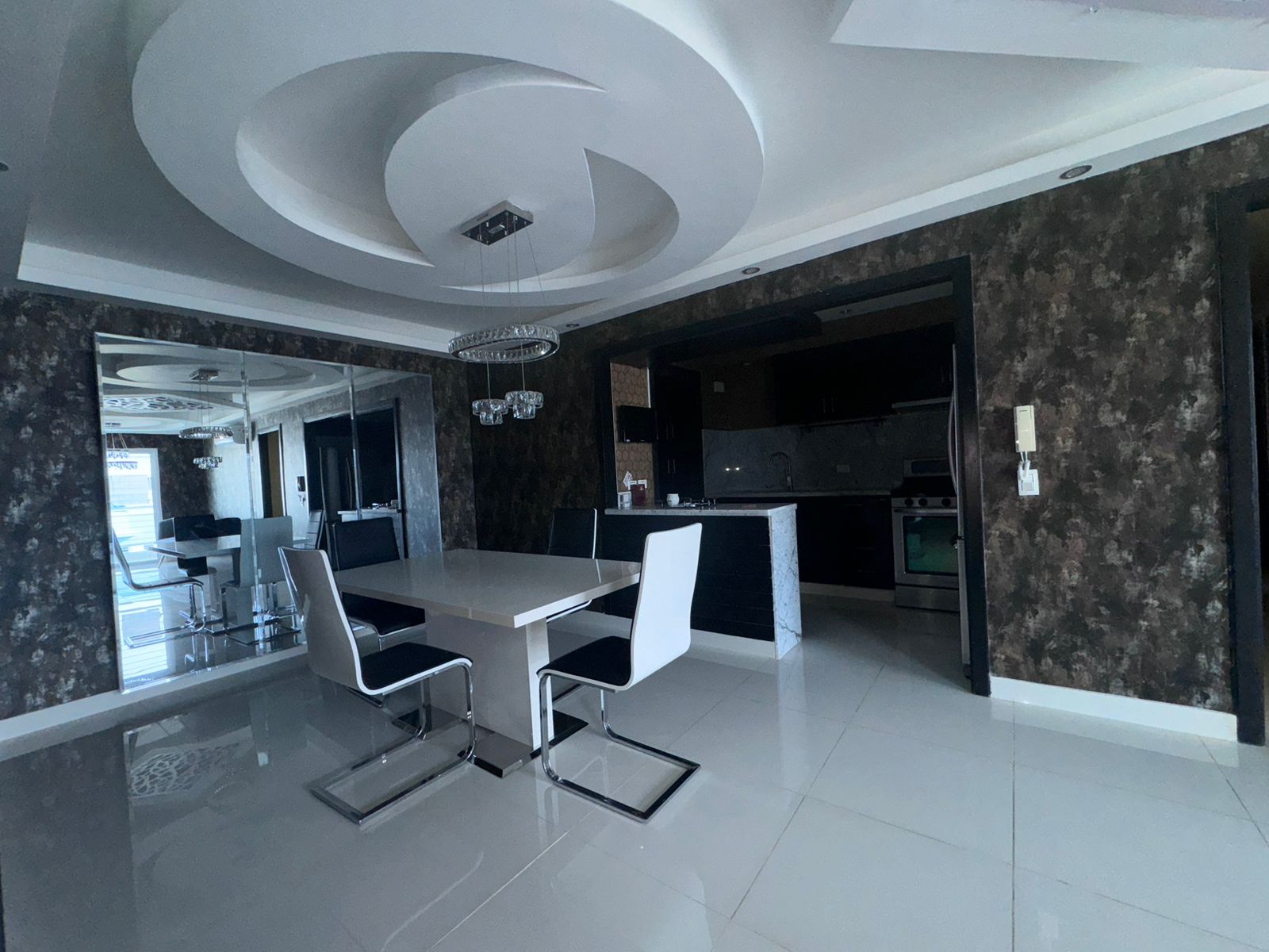 apartamentos - Venta de apartamento residencial Cayenas 2  5