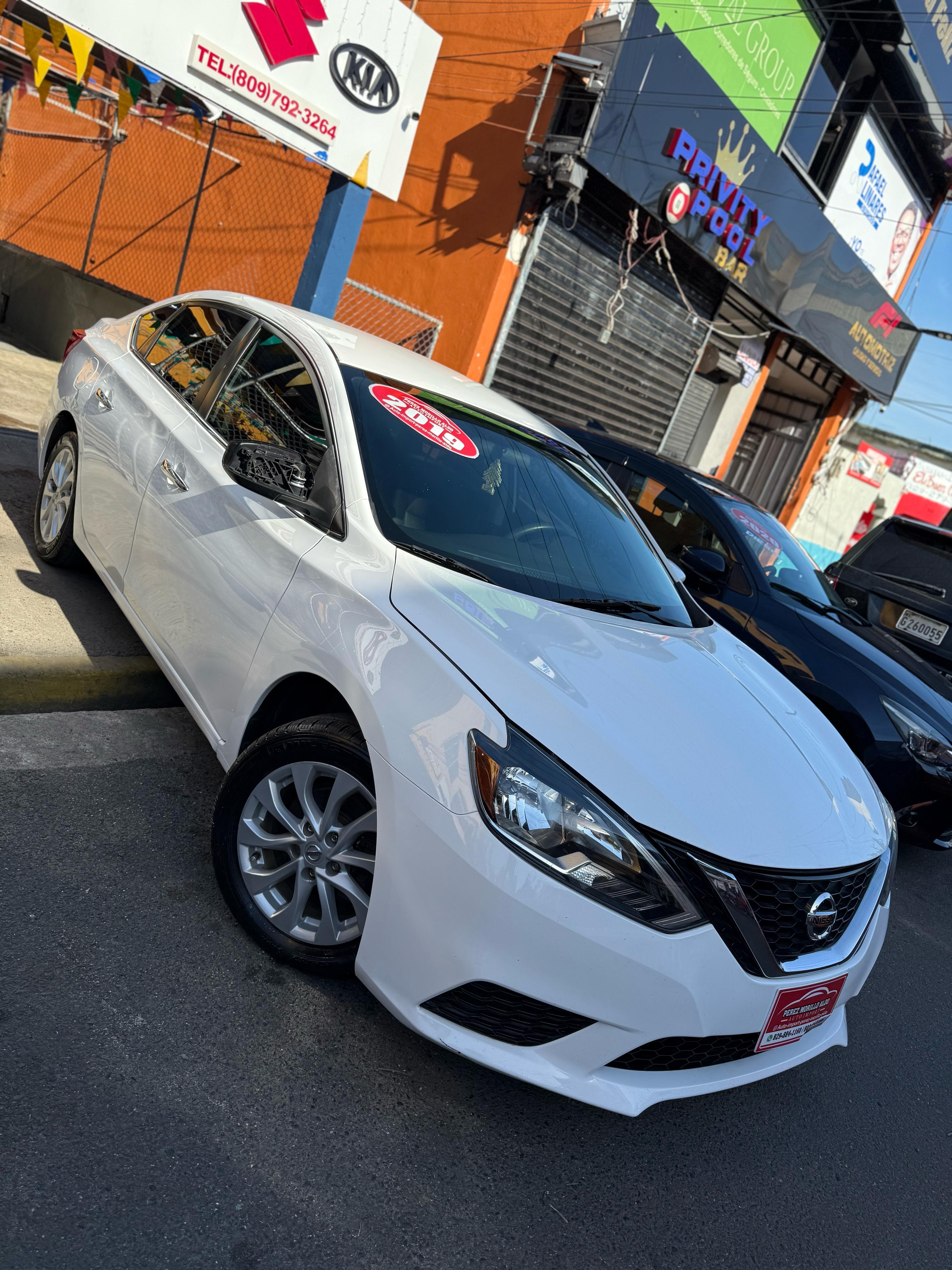 carros - Nissan Sentra SV 2019 (Recién importado) 1