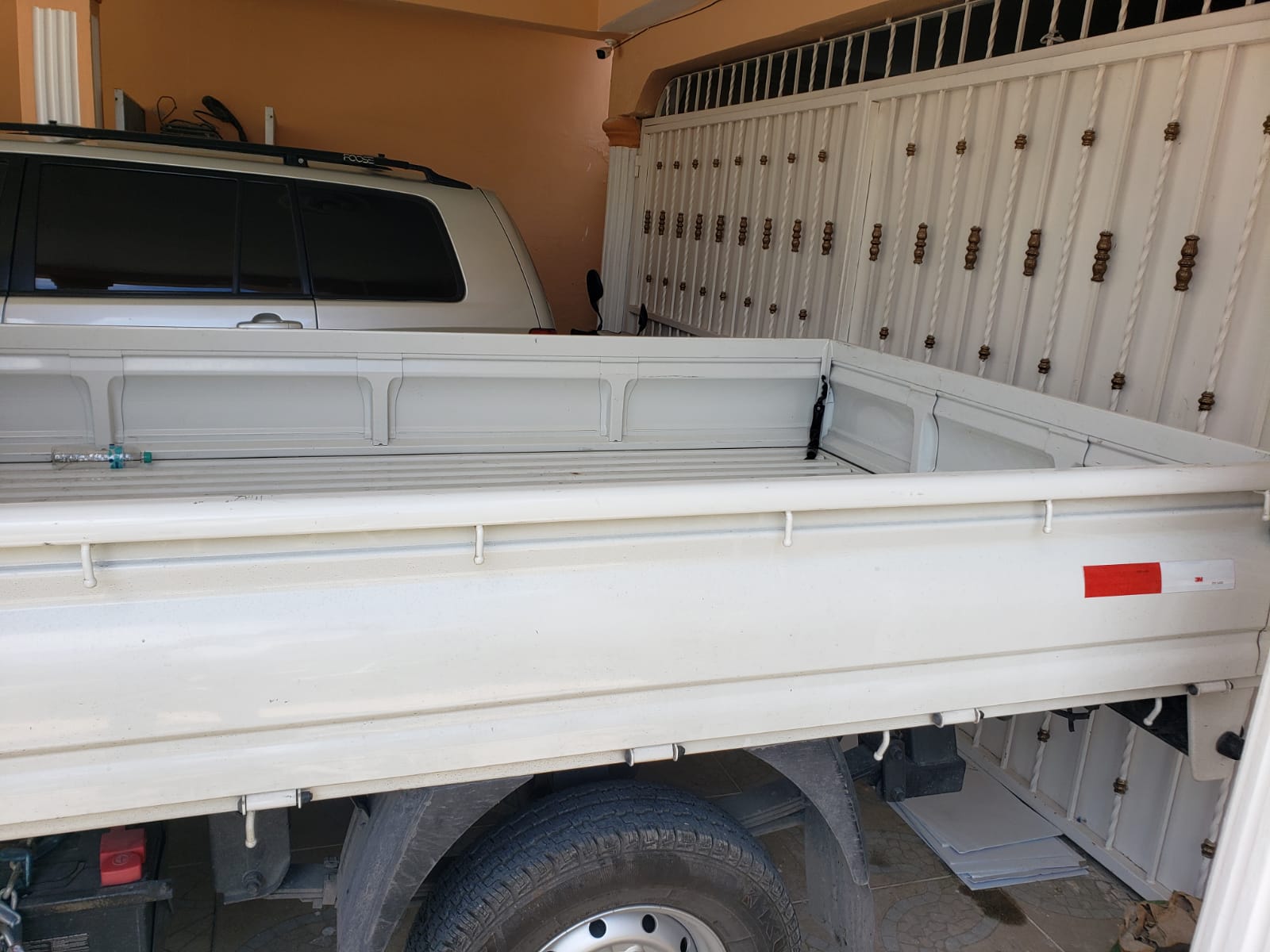 jeepetas y camionetas - cama para kia 2700 o Hiunday H1 2025 2