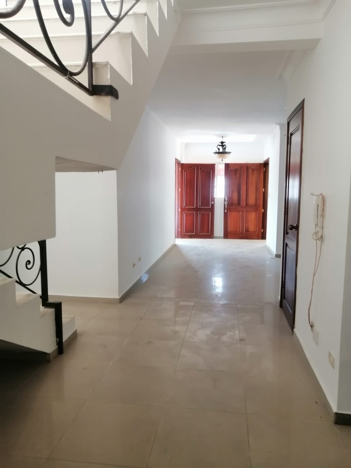 penthouses - Se alquila Penthouse Vista Hermosa, SDE, 3 Hab 4