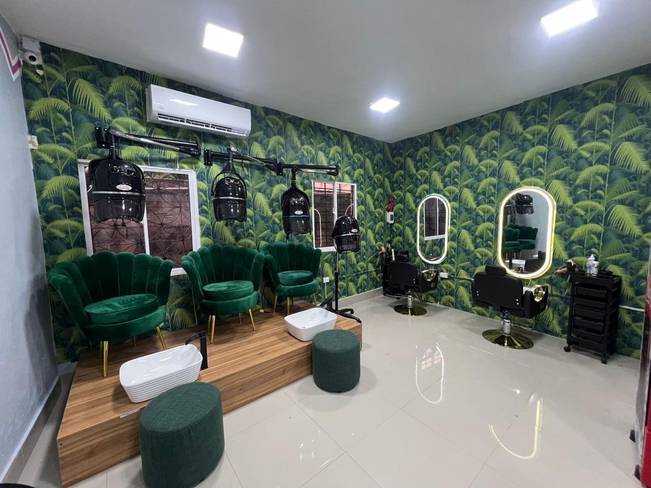 oficinas y locales comerciales - se vende o se alquila salón totalmente equipado 3