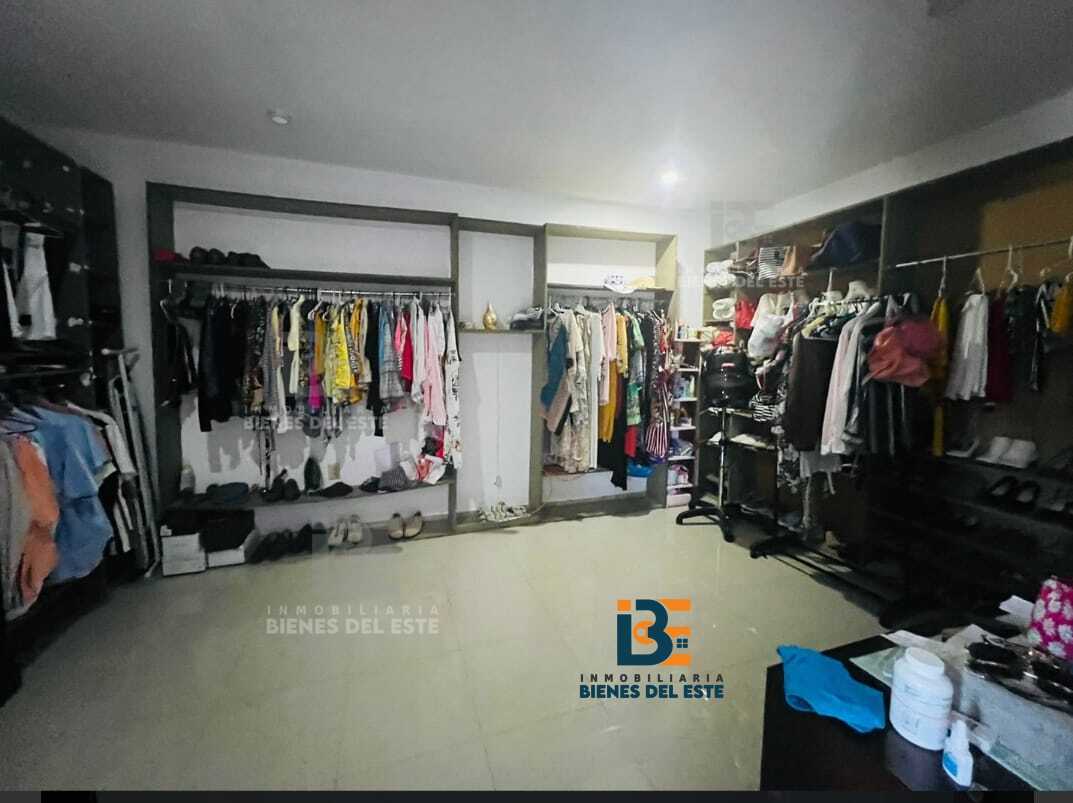 casas -  Moderna Vivienda con Piscina en Residencial Villa 3