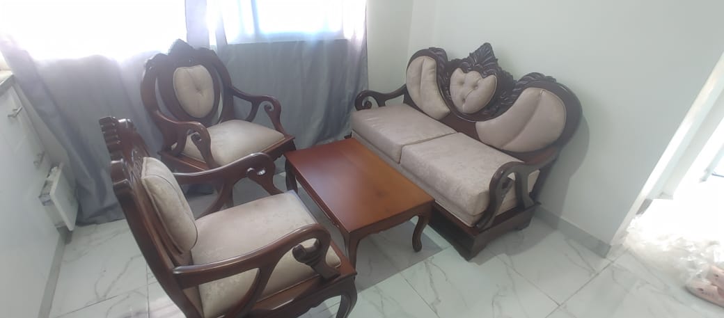 muebles y colchones - Muebles usados en Caoba 3