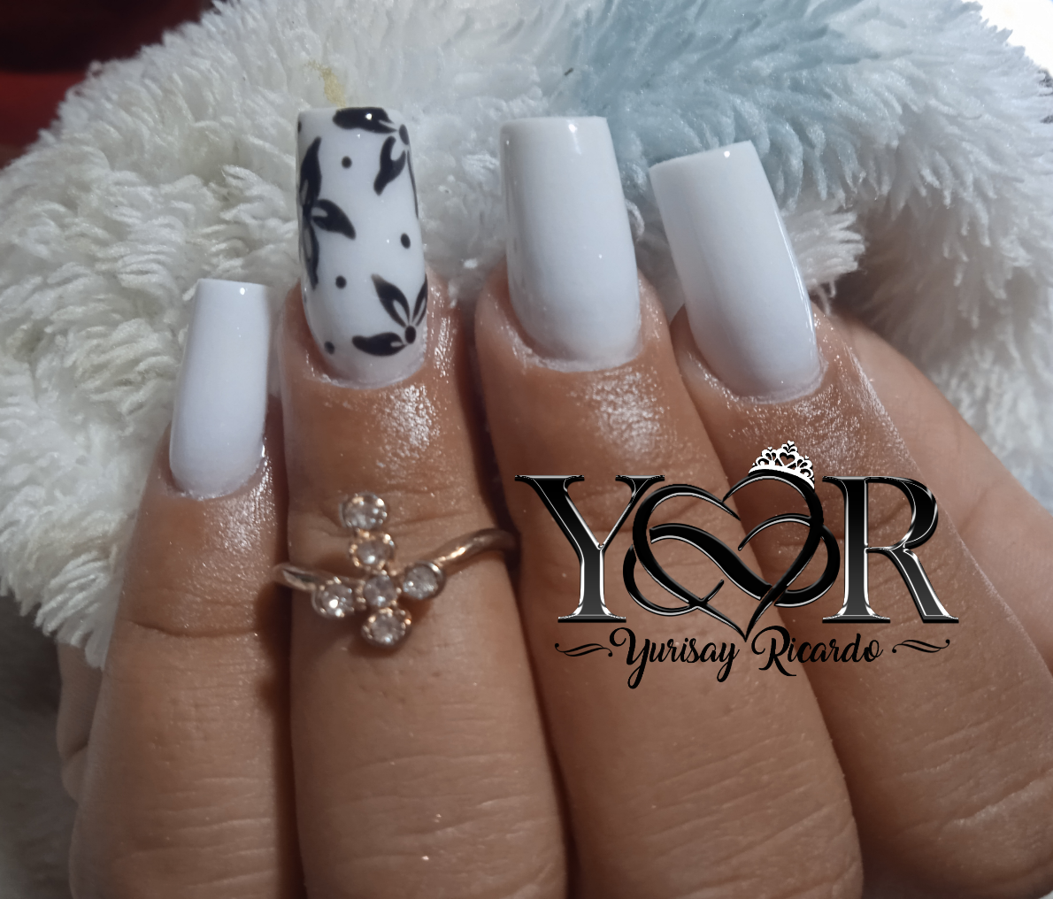 servicios profesionales - Manicurista profesional  6