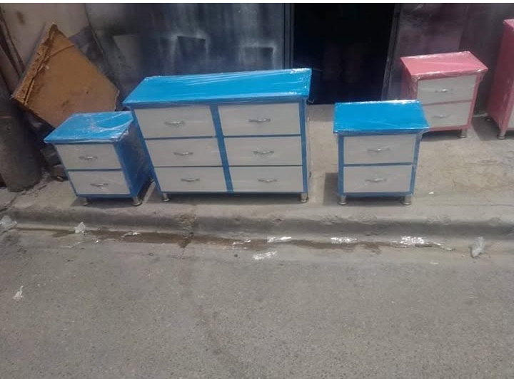 muebles y colchones - gavetero con mesita de noche  6