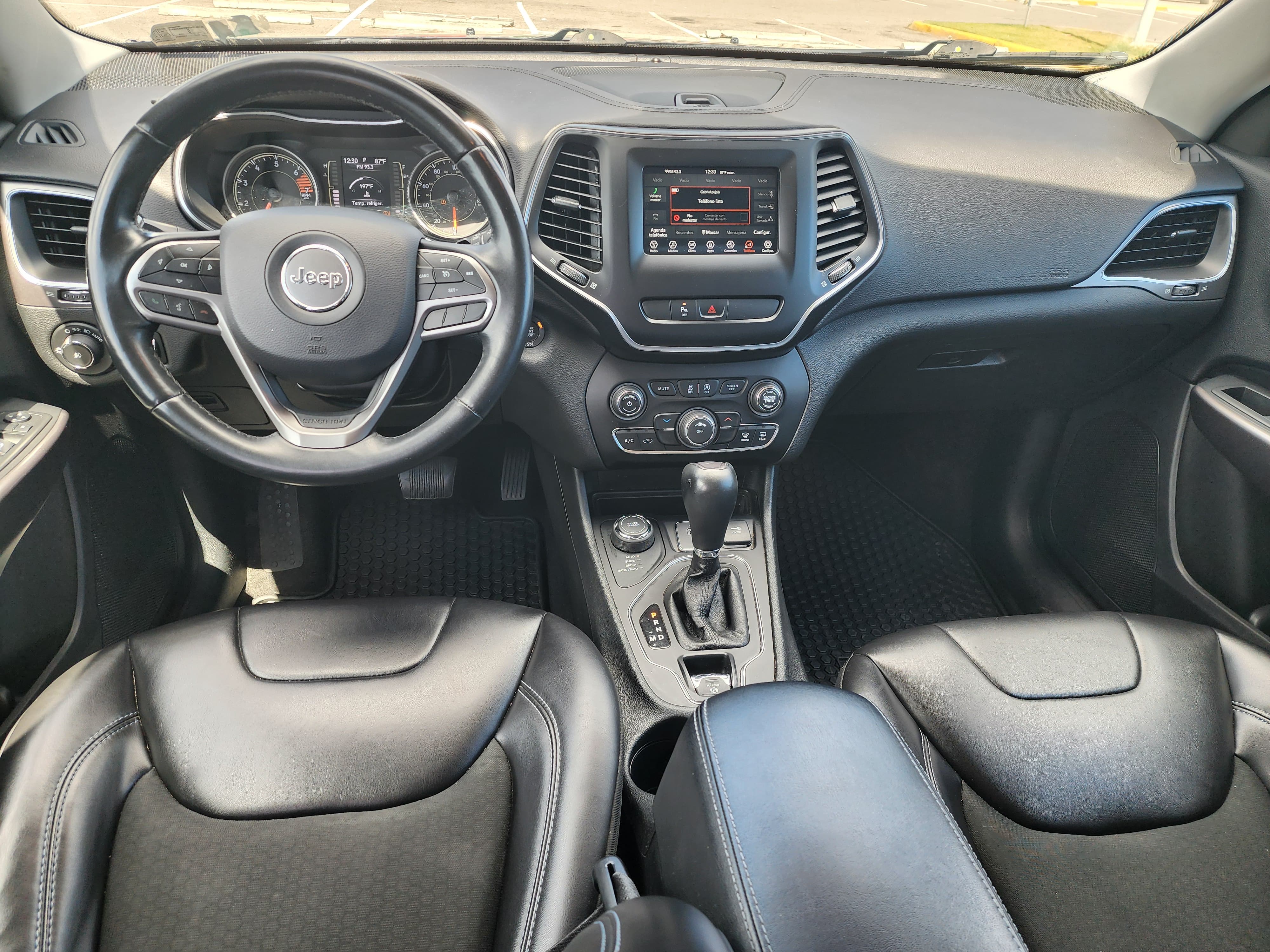 jeepetas y camionetas - Jeep Cherokee latitude plus 2019 5