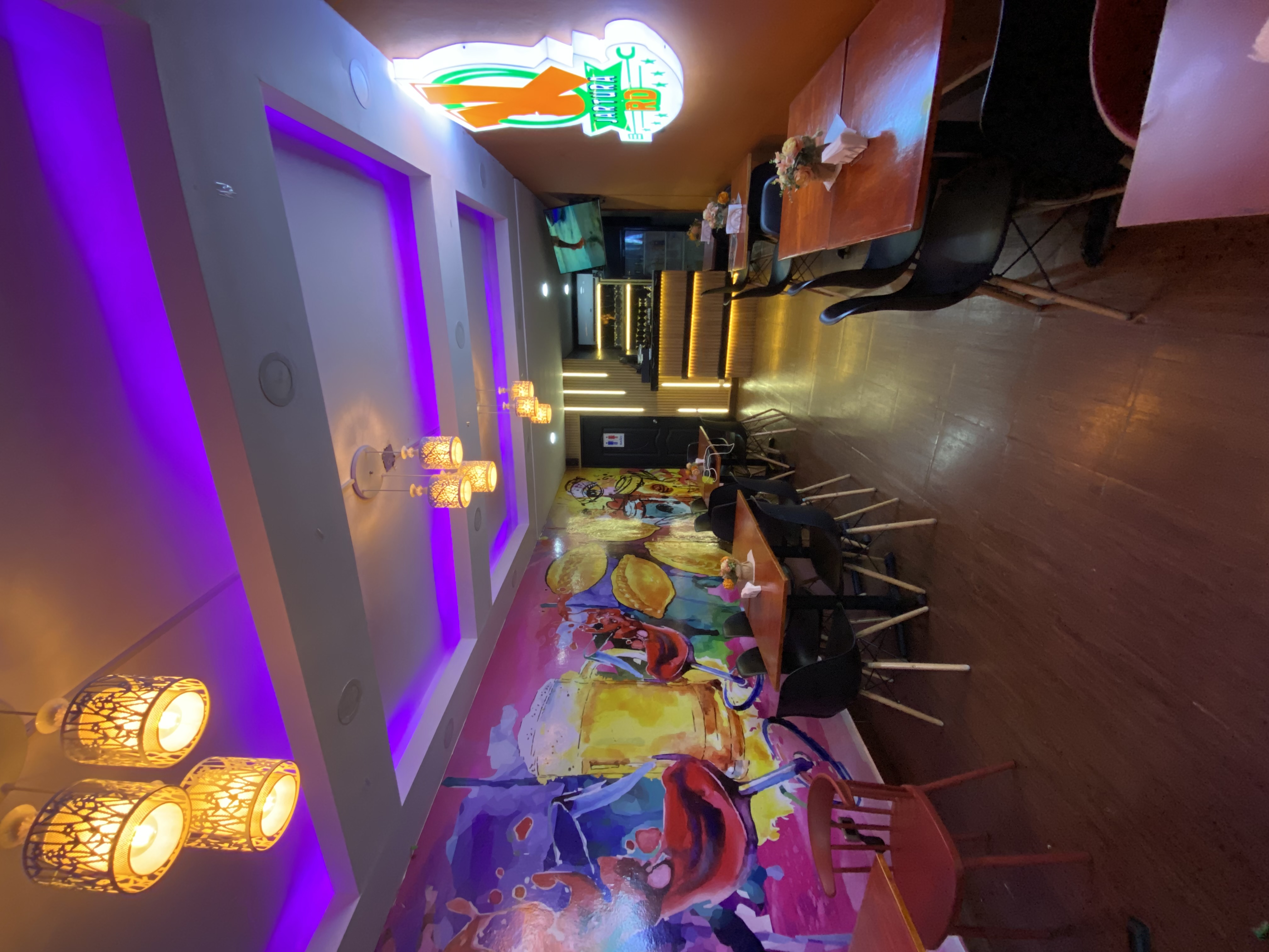 negocios en venta - RESTAURANTE EQUIPADO EN VENTA /PUNTO COMERCIAL 5
