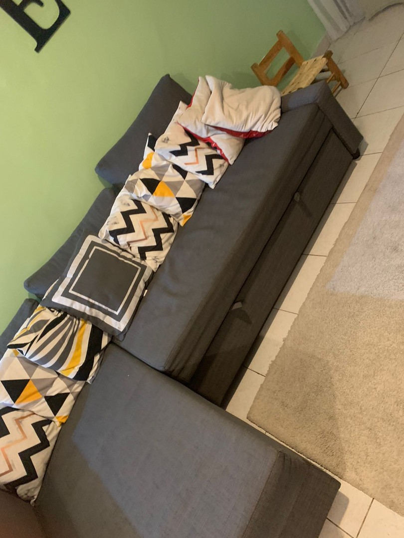 muebles y colchones - Sofá cama 3 plazas Skiftebo gris oscuro IKEA REMATE RD$ 38,500 1