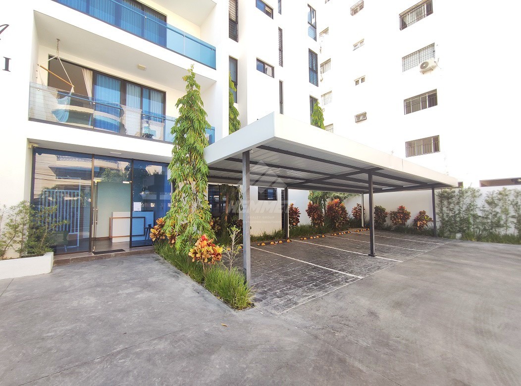 apartamentos - LUJOSA TORRE ASCENSOR Y PLANTA FULL VILLA OLGA STGO.  1