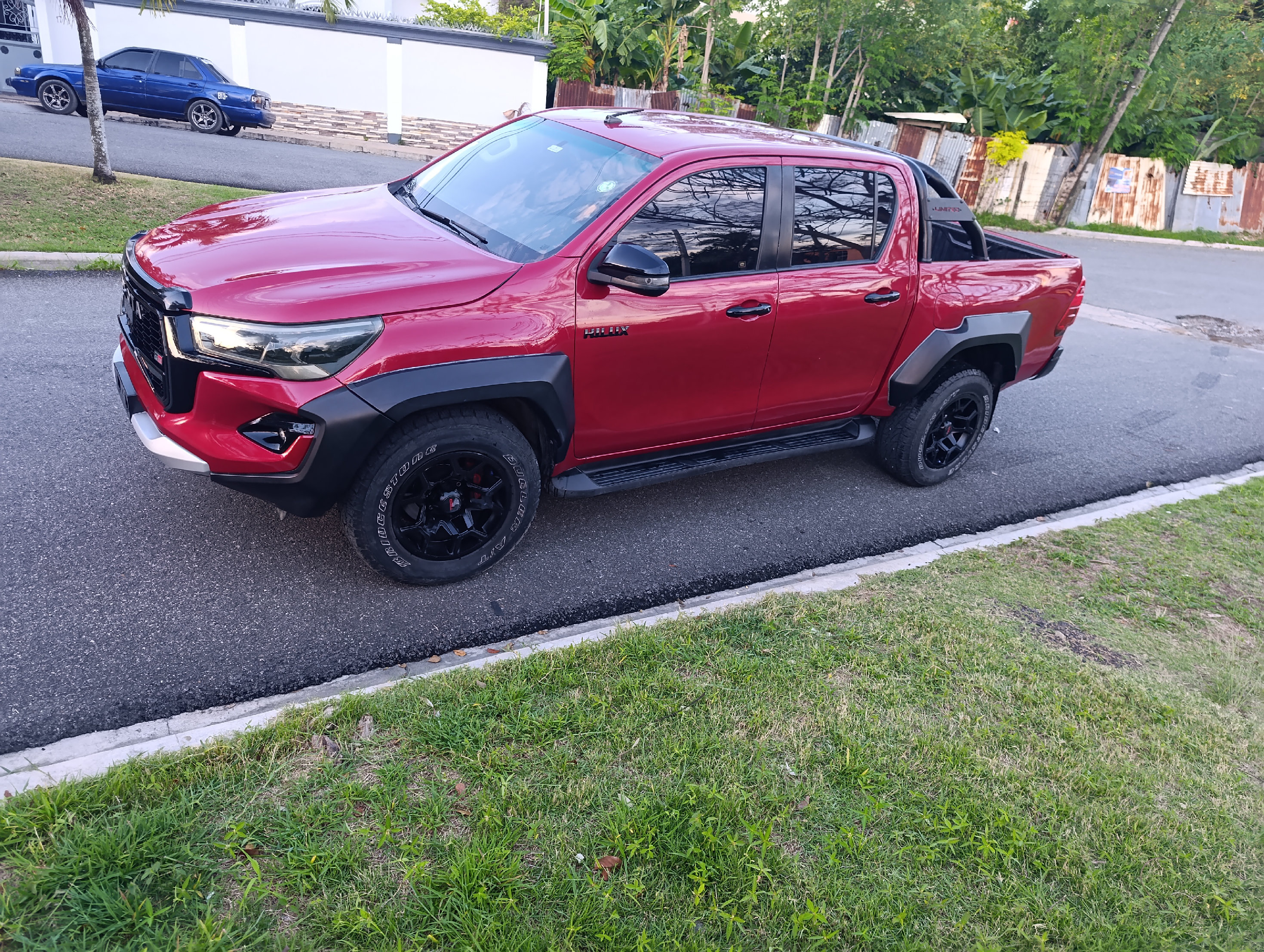 jeepetas y camionetas - 🟢Se vende Toyota Hilux 
🟢Kit GR SPORT 
🟢 USD$ 42,500.00  0