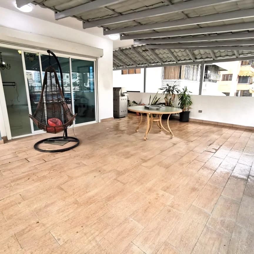 apartamentos - APARTAMENTO EN VENTA 2DA CON TERRAZA DE 3 HABITACIONES 3PARQUEOS 0