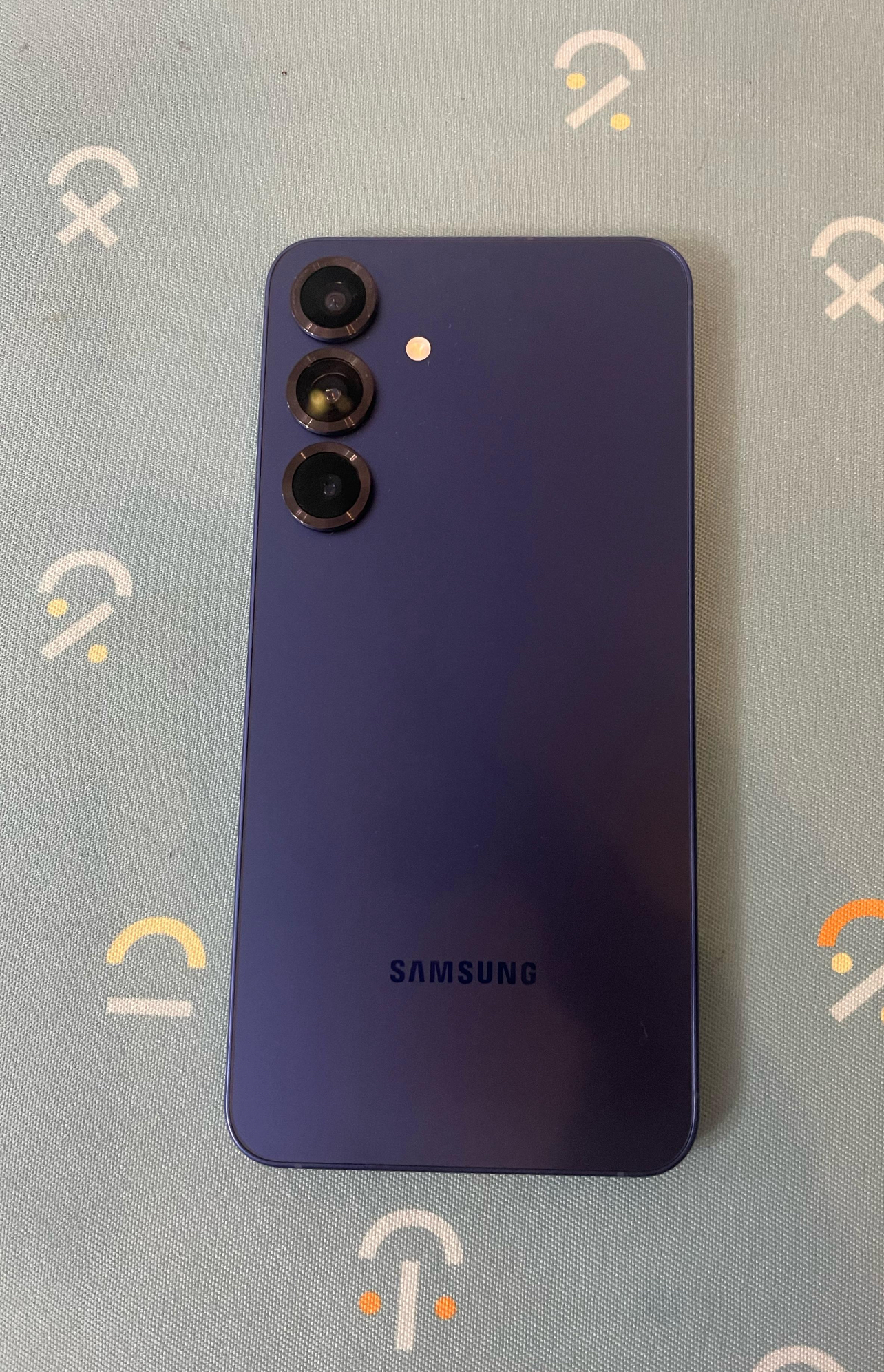 celulares y tabletas - Samsung S25 y S25 plus optimas condiciones