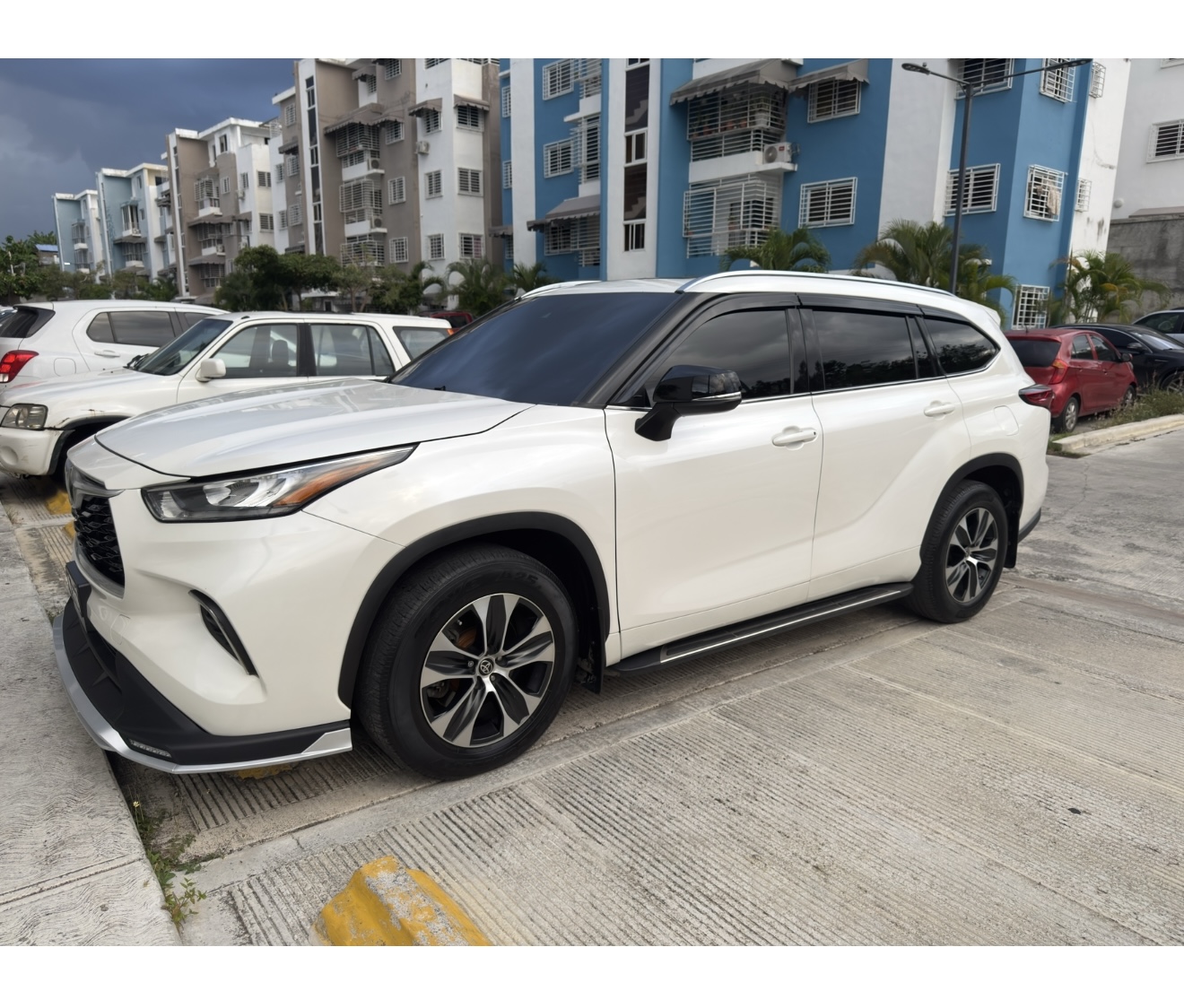 jeepetas y camionetas - Toyota Highlander 2020 AWD XLE
