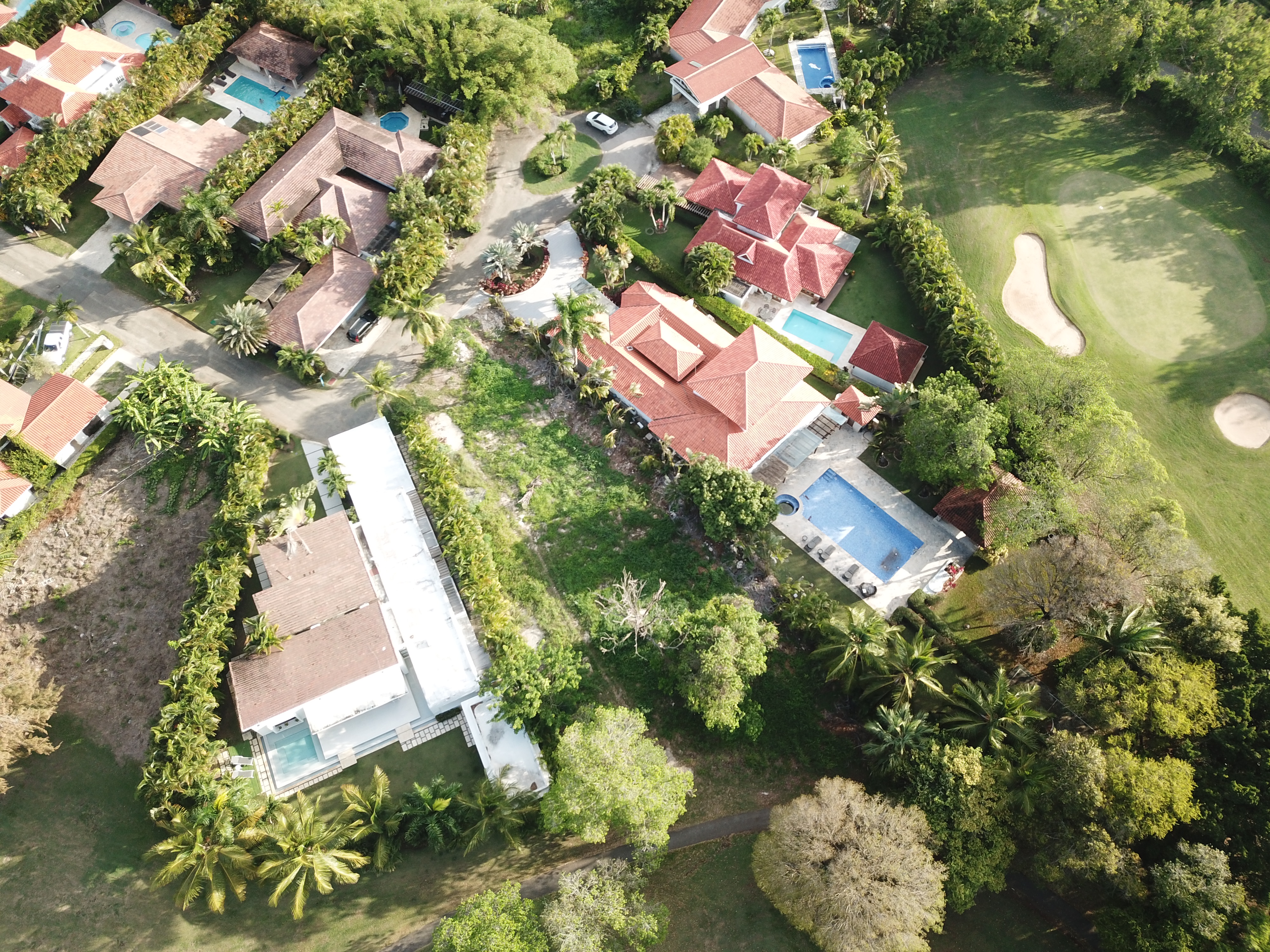 solares y terrenos - SOLAR EN VENTA, METRO COUNTRY CLUB, JUAN DOLIO 5