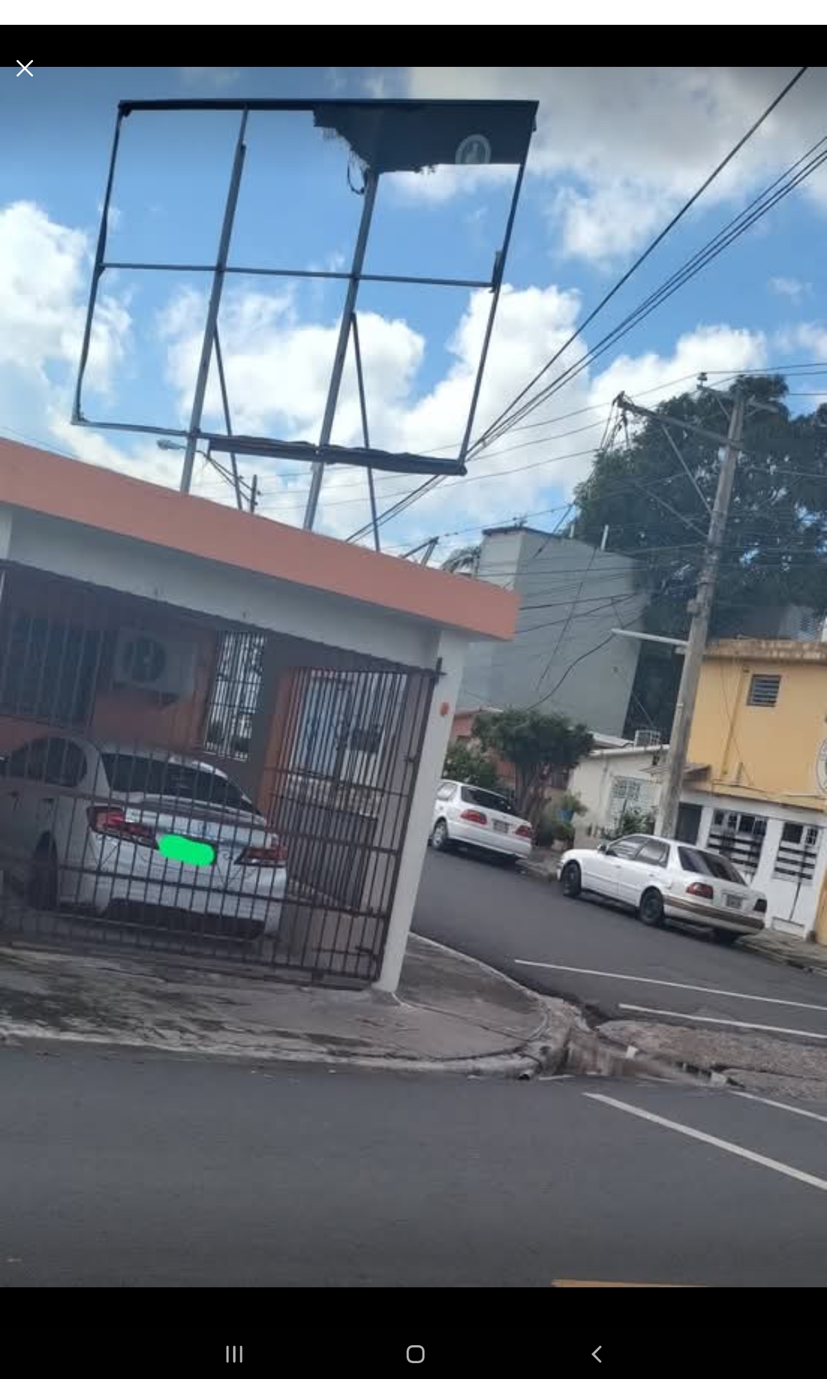 casas - CASA EN UNA ESQUINA,CERCA DE TODO... 1