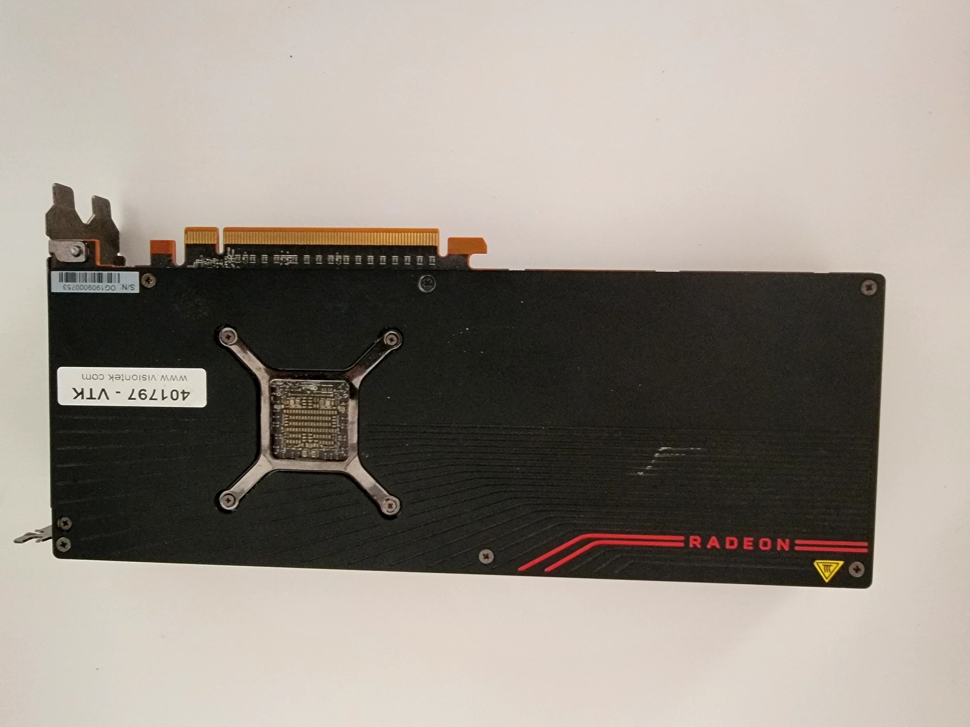 computadoras y laptops - Tarjeta grafica Rx 5700 1