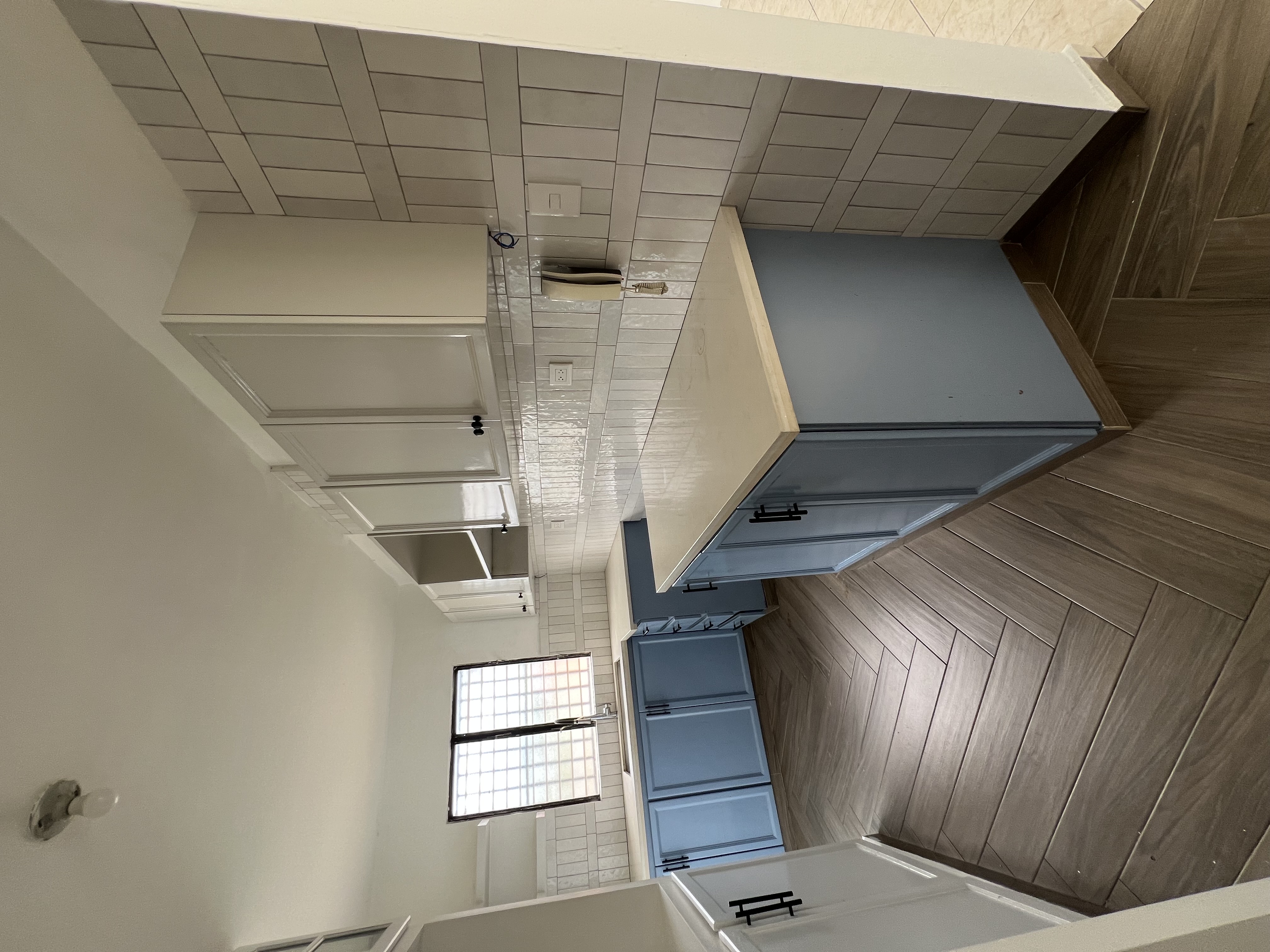 apartamentos - APARTAMENTO EN VENTA EN LOS PROCERES DE 3 HABITACIONES 2 PARQUEOS 3ER NIVEL