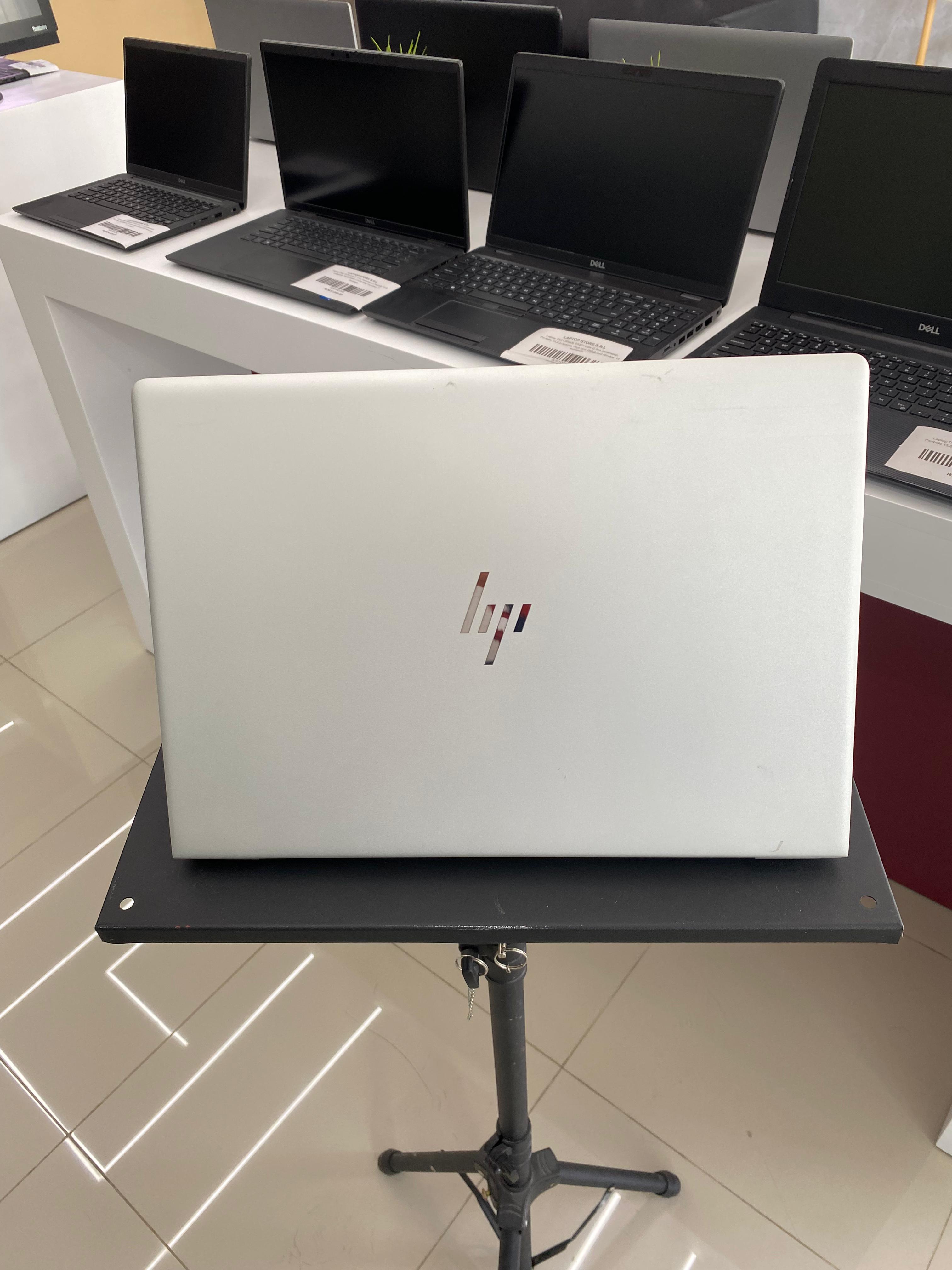 computadoras y laptops - Laptop HP Elitebook 840G5 core i5 8va Generación p 2