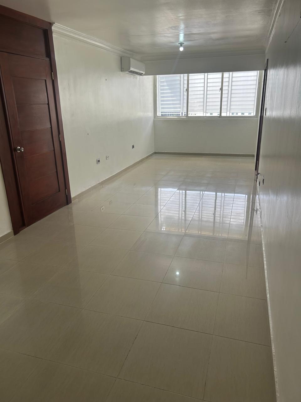 apartamentos - Apartamento en venta en Evaristo Morales