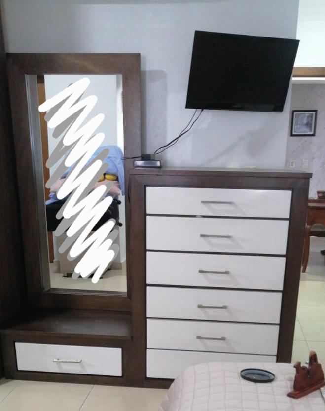 muebles y colchones - Se vende juego de habitación Queen 60x80 en Cedro  2