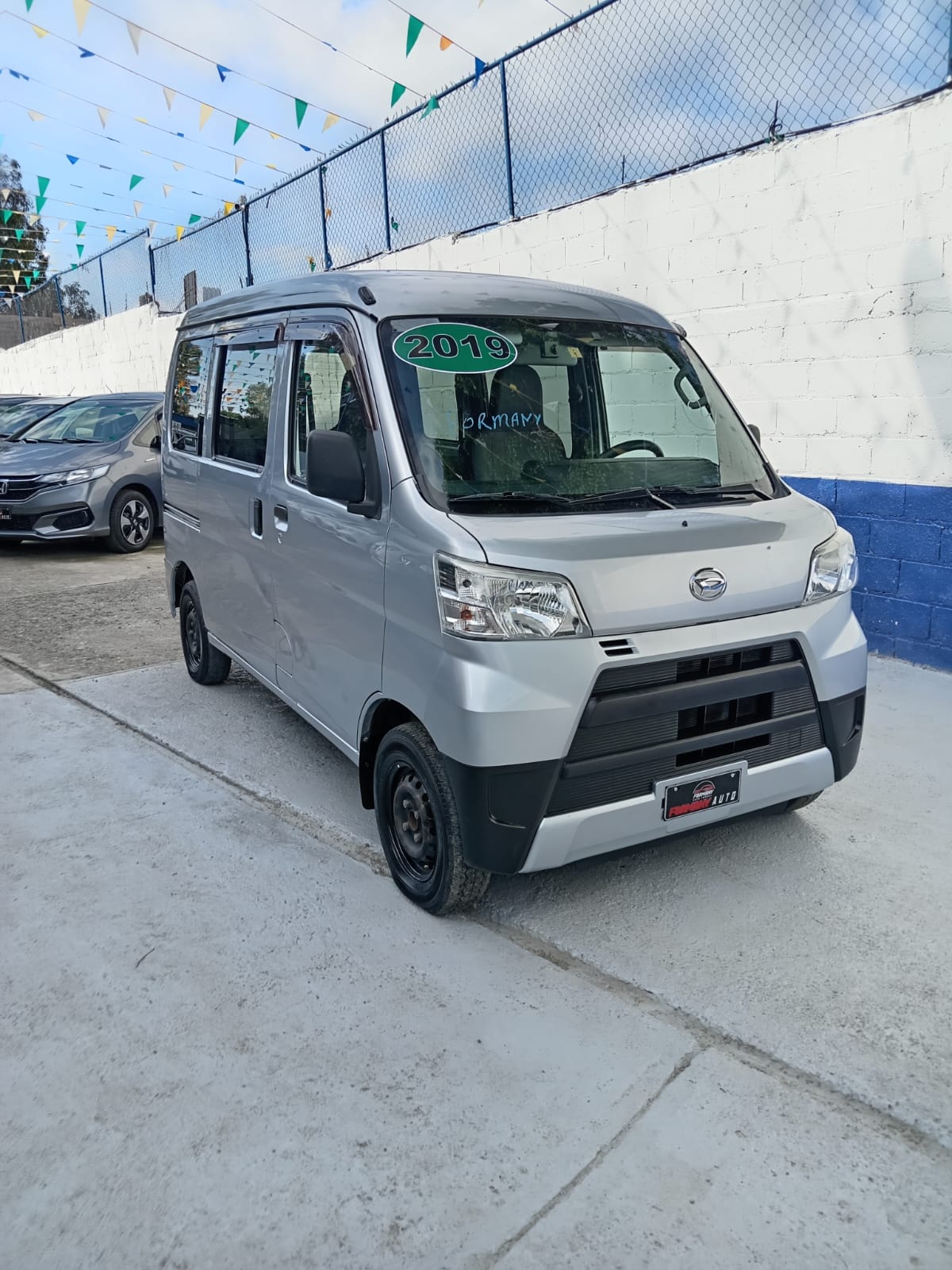 carros - DAIHATSU HIJET 