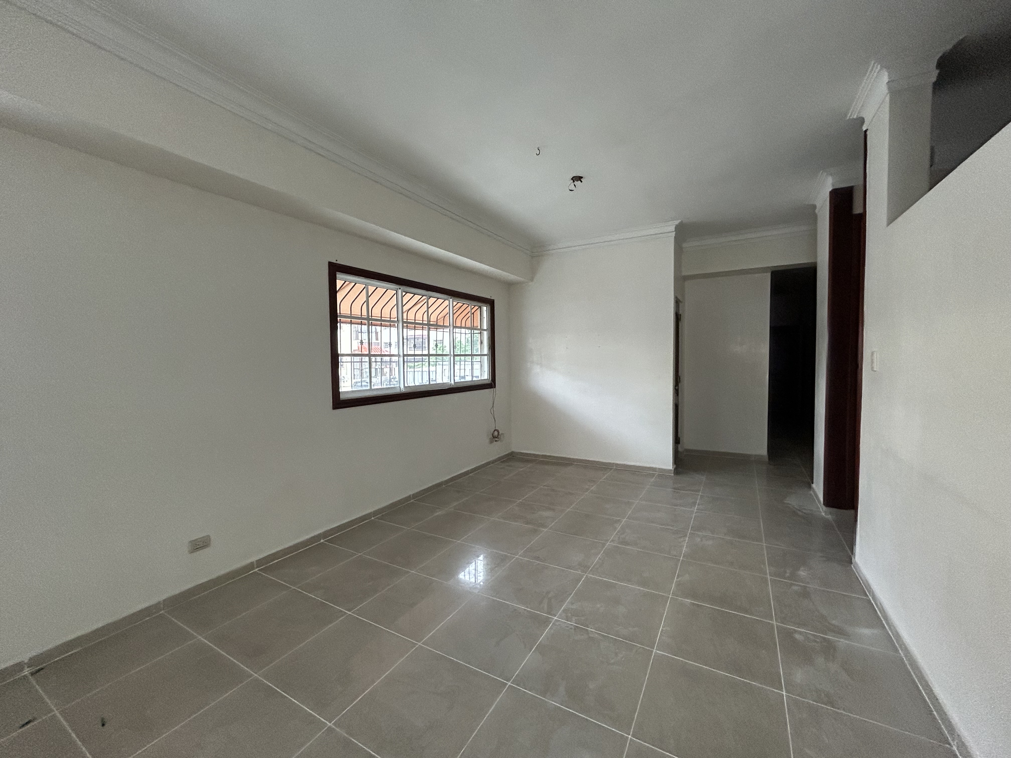 apartamentos - ALQUILER DE APARTAMENTO CON 3 HABITACIONES EN BELLA VISTA 4
