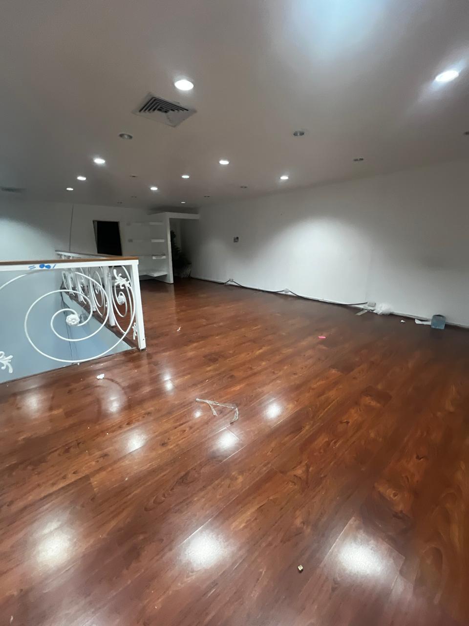 oficinas y locales comerciales - LOCAL EN RENTA/VENTA EN COLINAS, SANTIAGO. 4