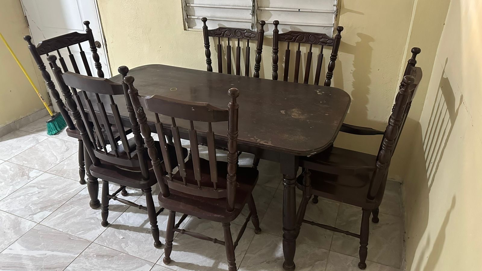 muebles y colchones - COMEDOR EN CAOBA 6 sillas  3