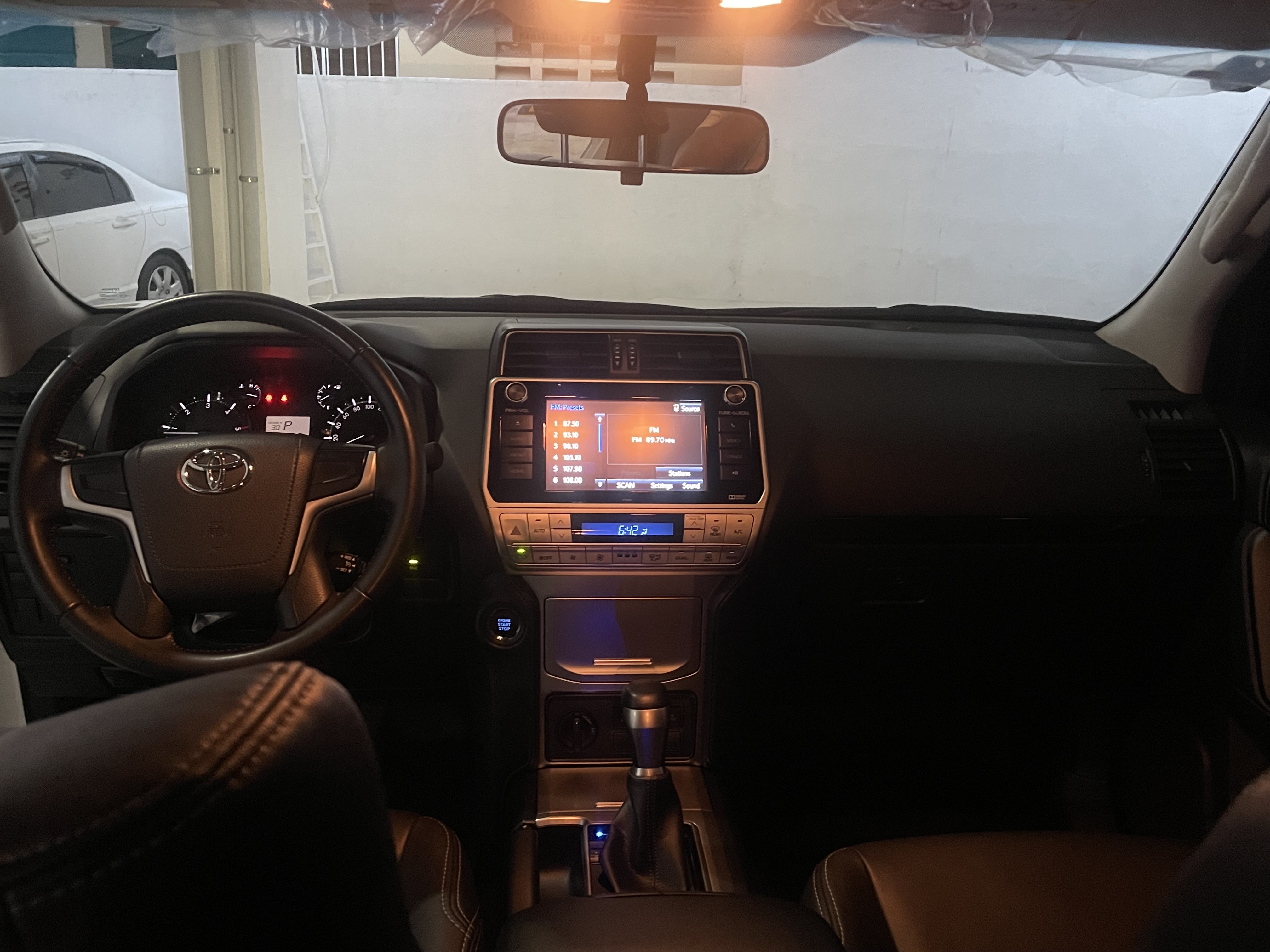 jeepetas y camionetas - Toyota Land Cruiser Prado 2022 TXL Nueva 8