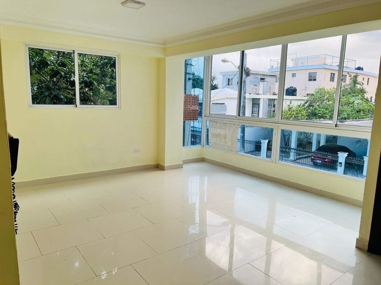 apartamentos - venta de apartamento 2do nivel en la autopista de san Isidro Santo Domingo este  3