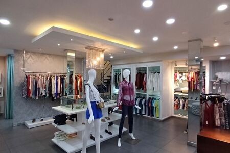 oficinas y locales comerciales - Alquiler Local Comercial Ubicado en la Plaza Bella Vista Mall, Santo Domingo 3