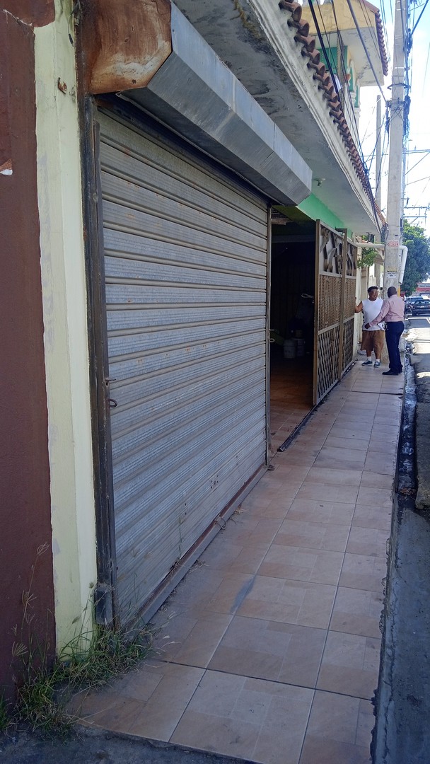 otros inmuebles - Vendo edificio en Los Frailes Santo Domingo  Este, Ideal para inversión 6