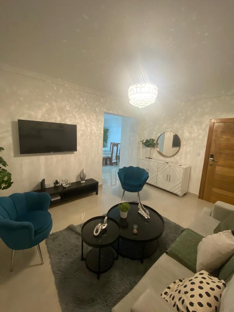 apartamentos - 🚨Apartamento en venta🚨 El cacique 3er nivel
 2