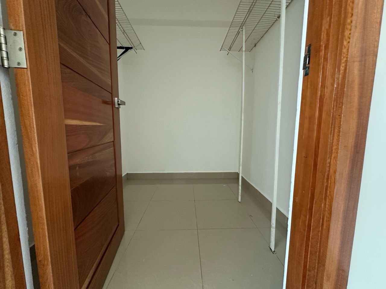 apartamentos - Apartamento en venta en el ensanche paraíso 8