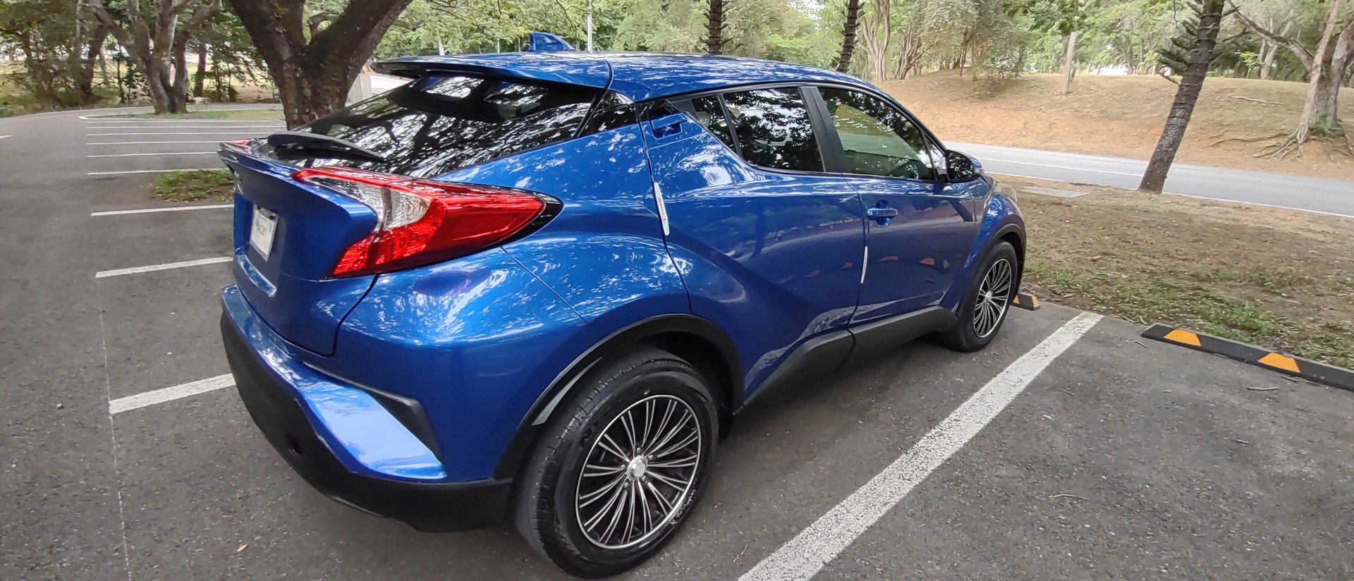 carros - 2019 Toyota CHR Sport 3