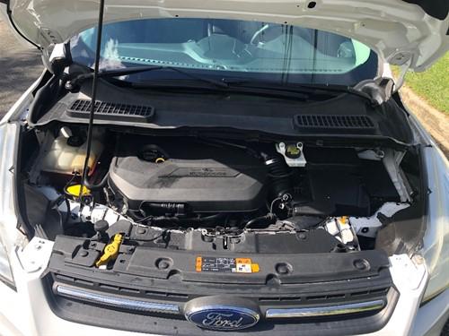jeepetas y camionetas - Ford Escape, 2014, 4x4, como nueva 1