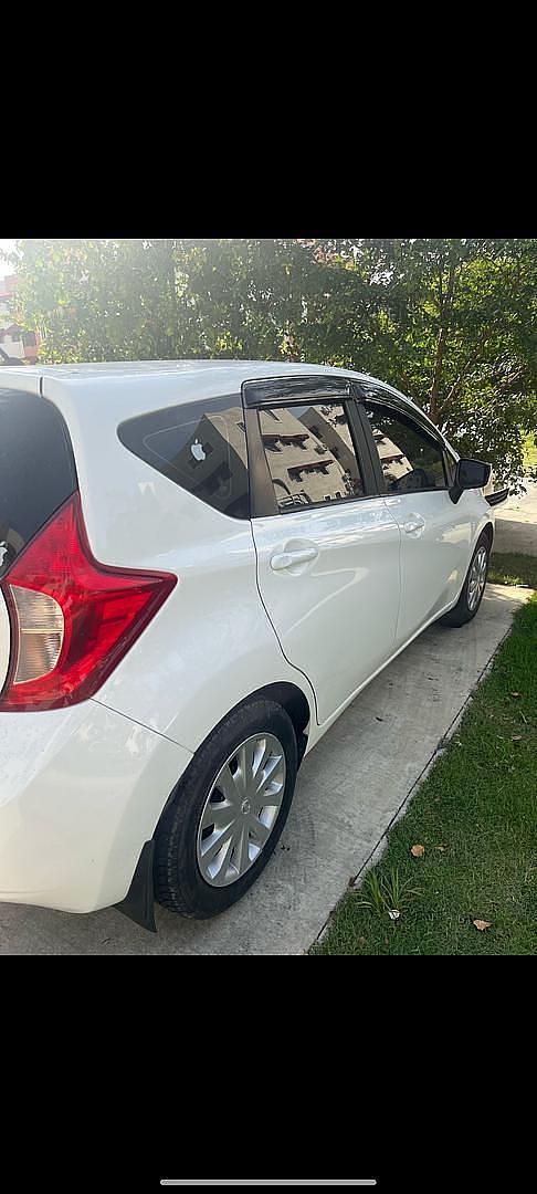 carros - Nissan Note Versa 2015 Americana muy buen estado.650,000 negociable. 4