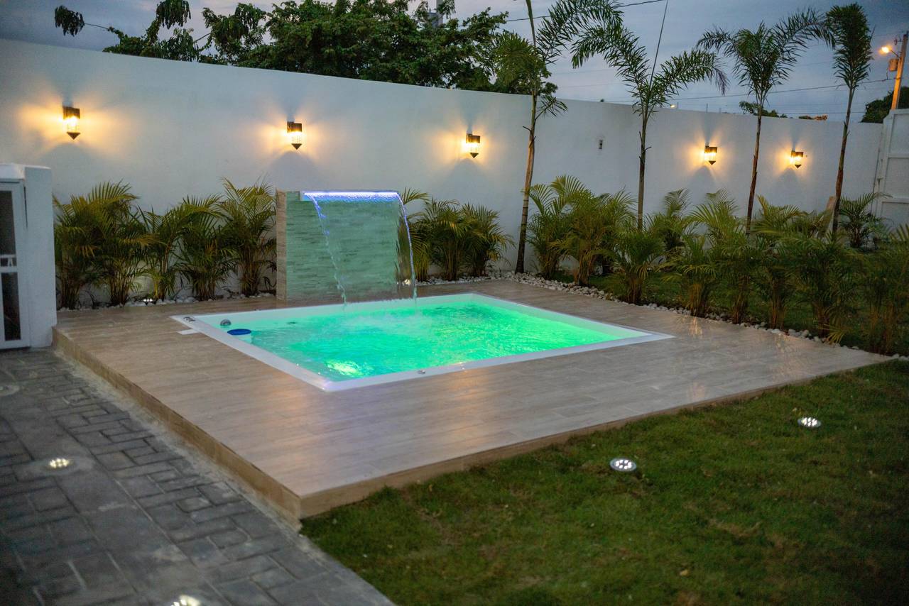 casas - Casa nueva en venta en la Avenida Ecológica 8