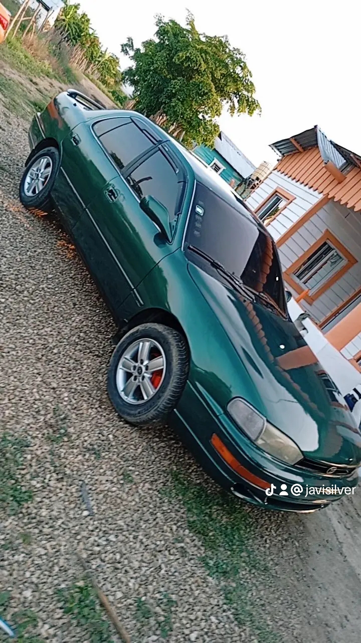 carros - Vendo Toyota camry 93 170,000 negociable en muy bu 1
