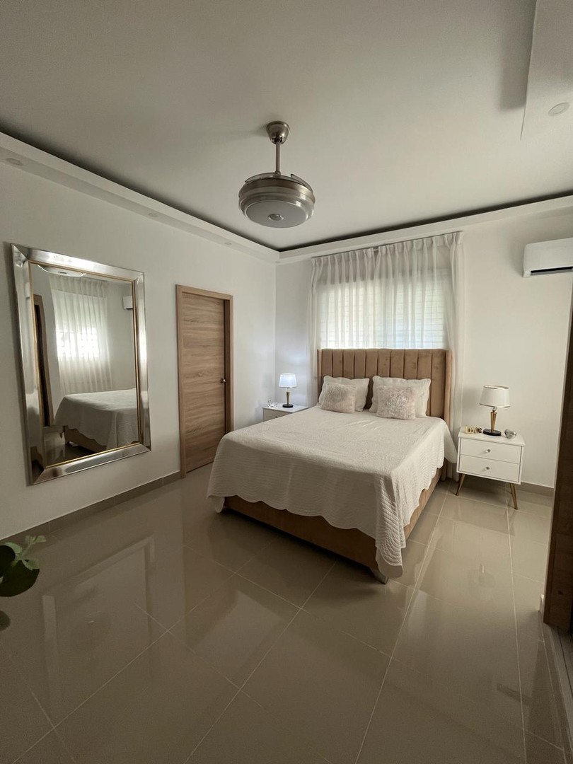 apartamentos - venta: Apartamento con terraza privada y jacuzzi en los frailes i, las americas 3