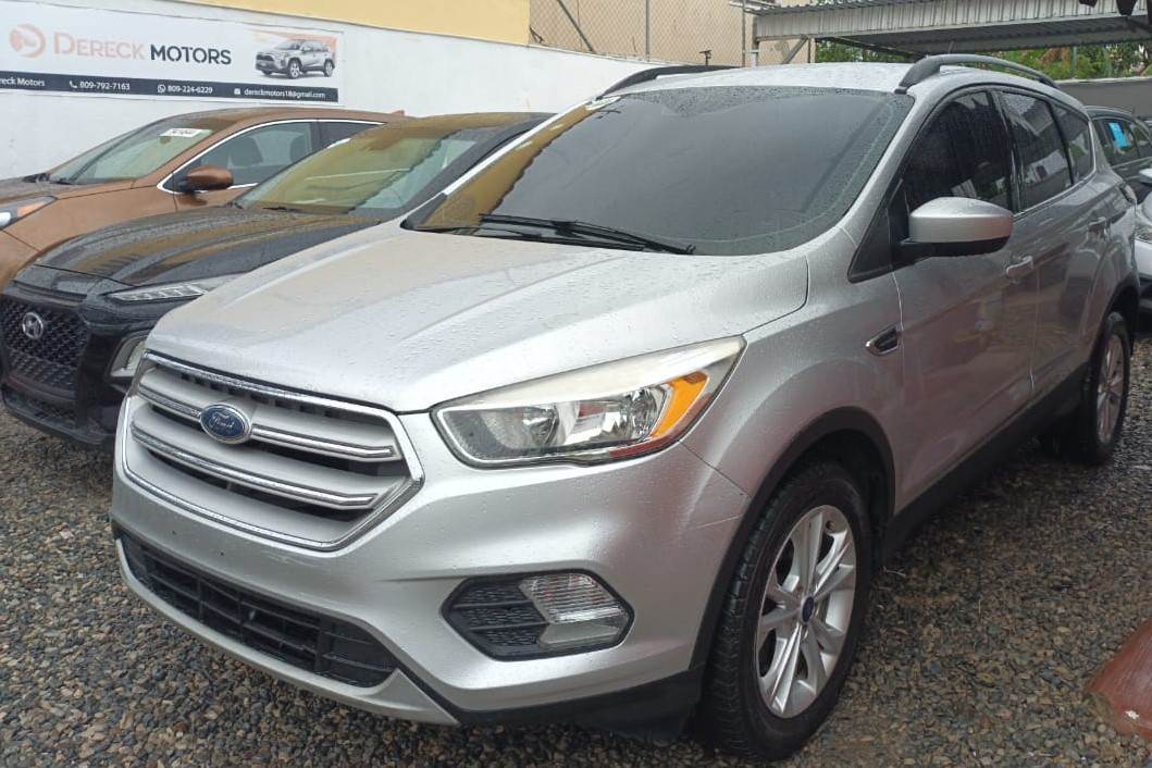 jeepetas y camionetas - Ford Escape 2018