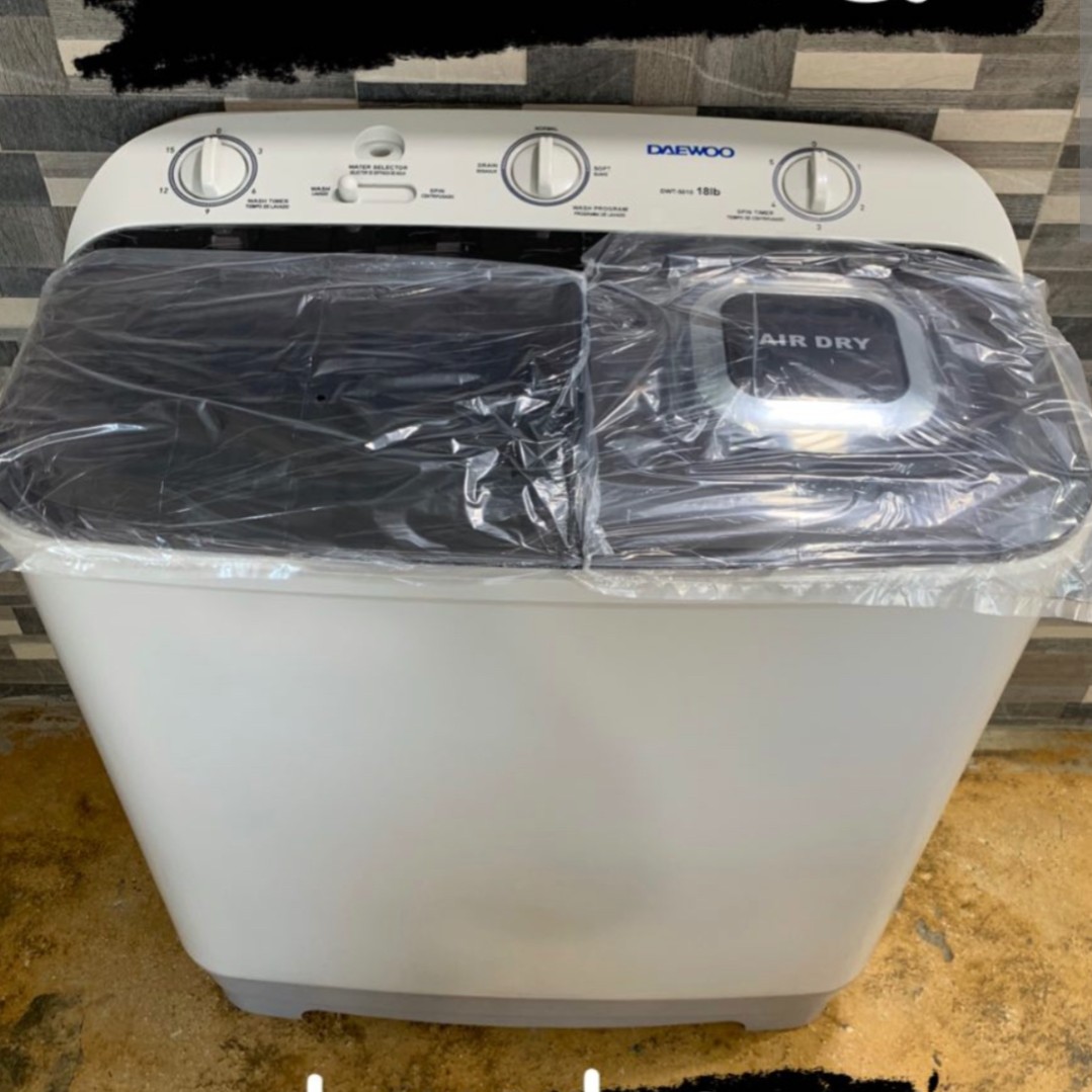 electrodomesticos - lavadora Daewoo de 18lbs, como nueva, de 30 pulgadas de ancho 2
