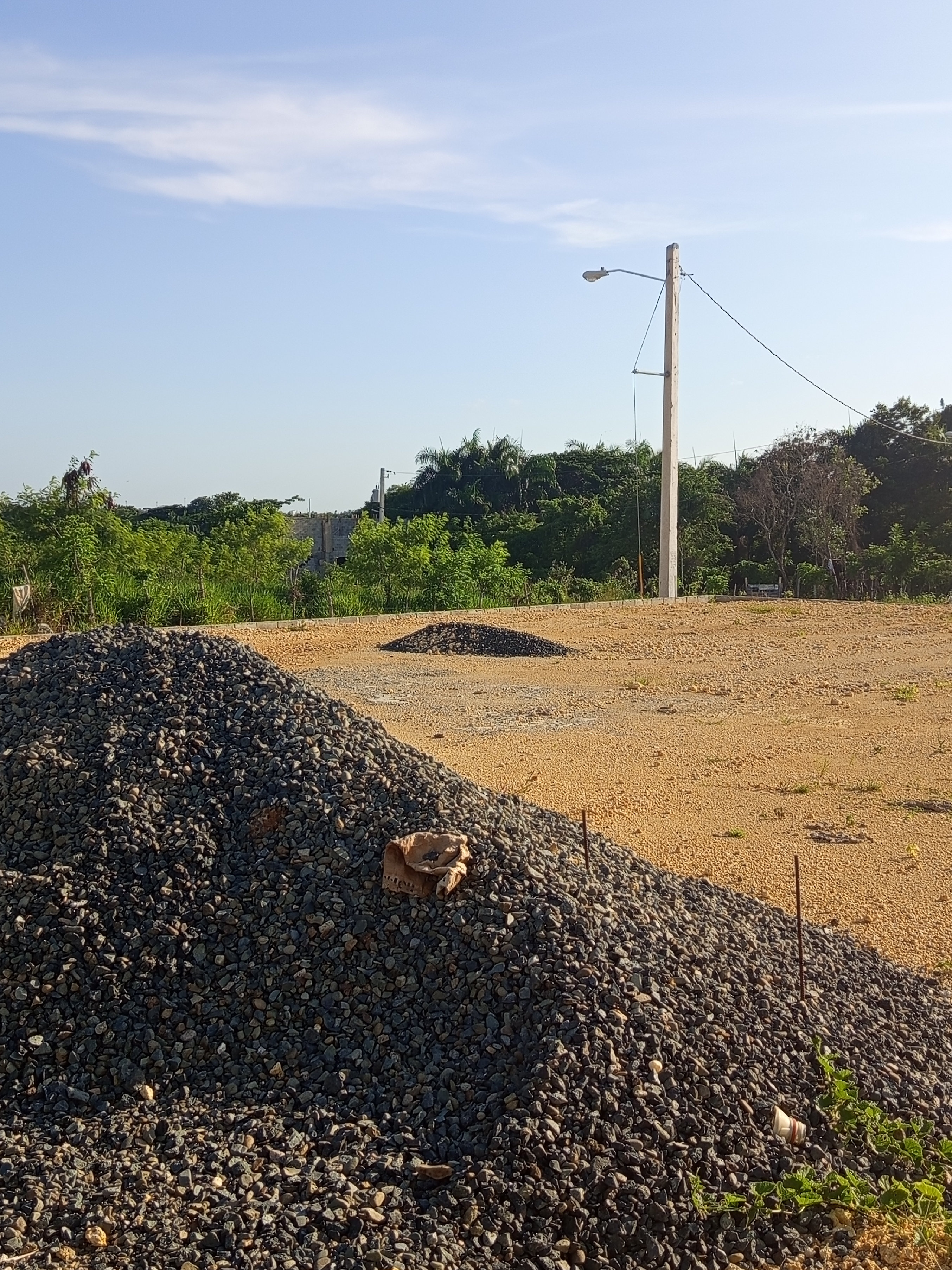 solares y terrenos - ventas de solares urbanizados con villa mella -- Títulos y servicios incluidos  3