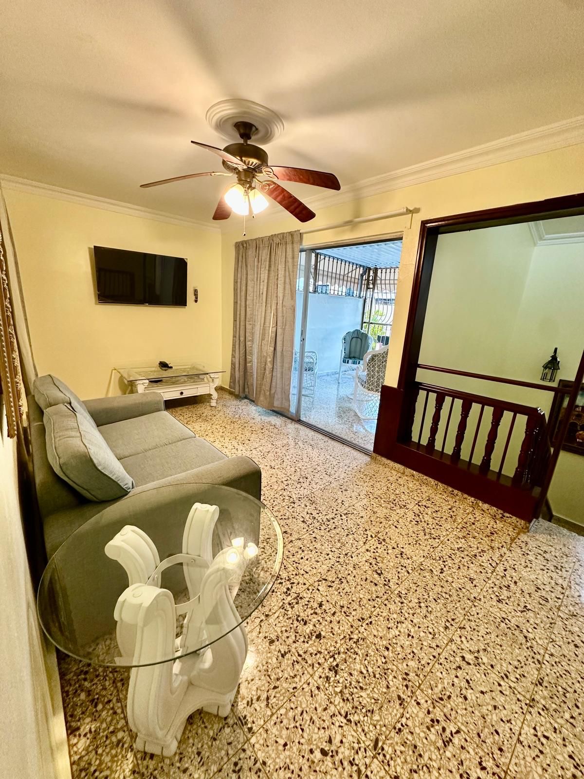 casas - Casa amueblada en alquiler  en Ave. Independencia  5