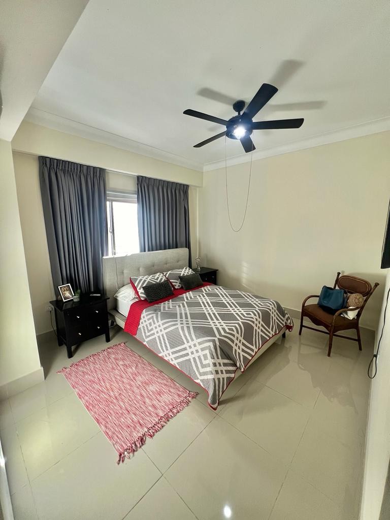 apartamentos - Naco
Vendo 2da con terraza, excelente ubicación y distribución con 162 metros. 9