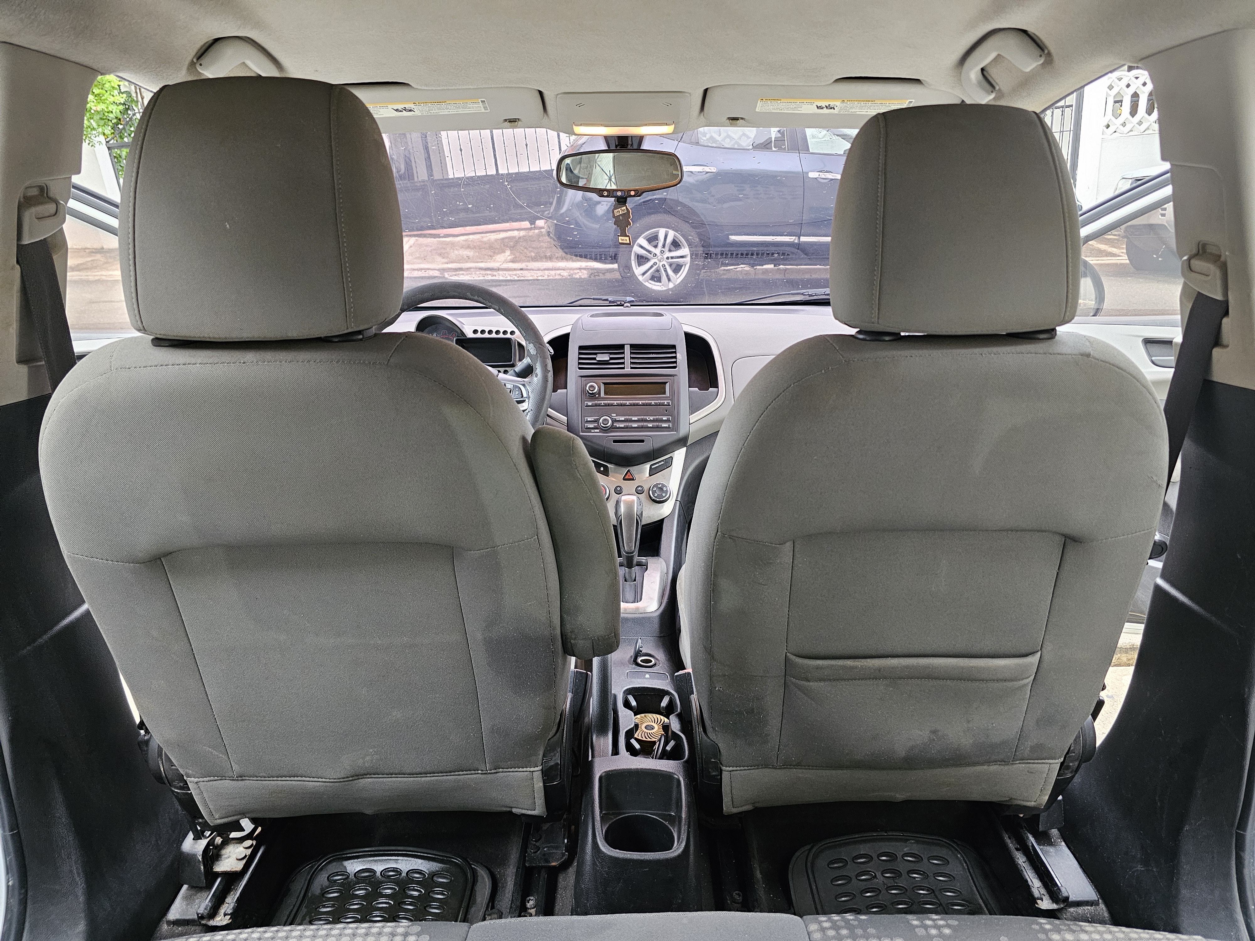 carros - Chevrolet Sonic 2016 6