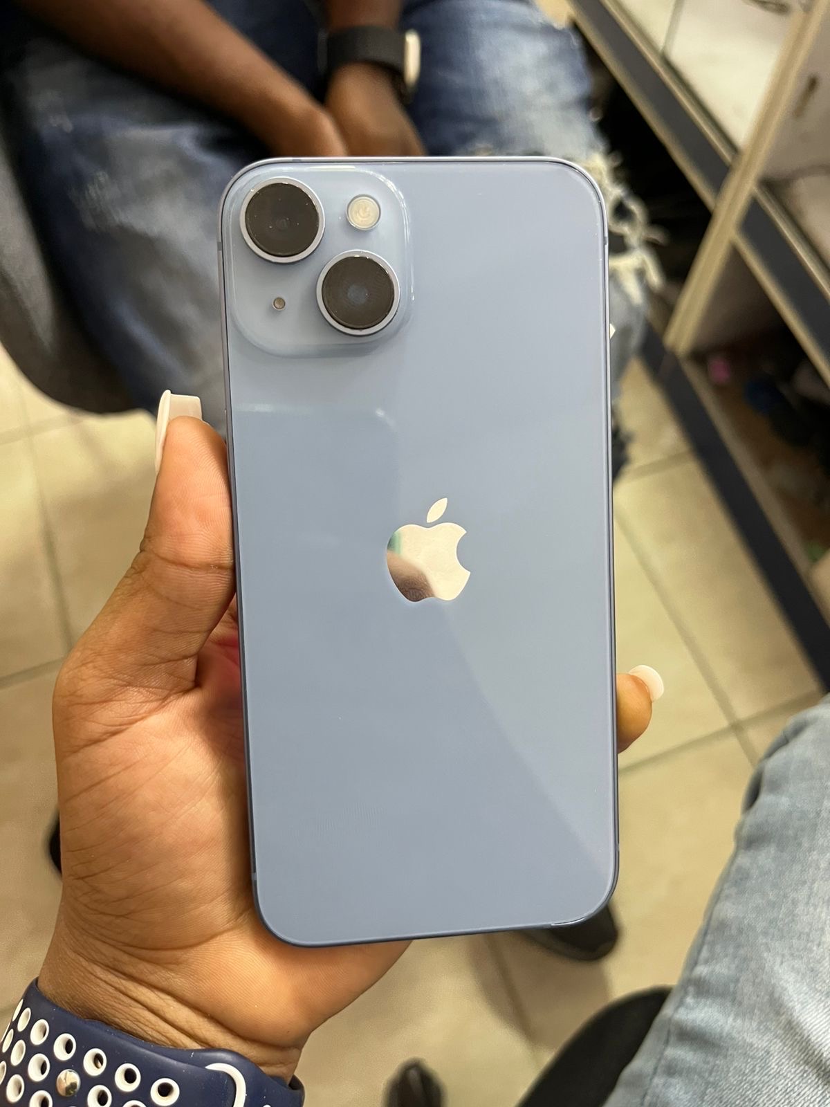 celulares y tabletas - Vendo iPhone 14 normal (128gb)