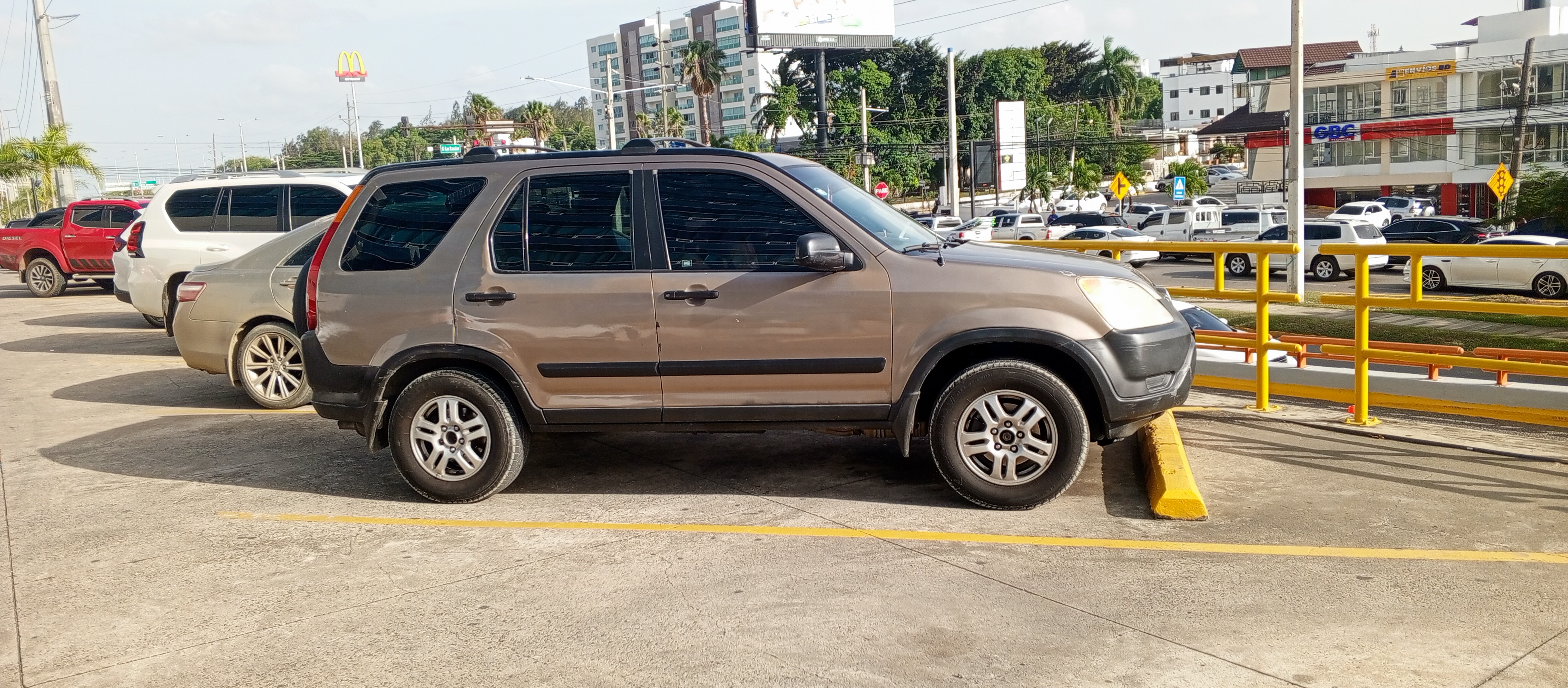jeepetas y camionetas - De oportunidad por cuestión de espacio 6